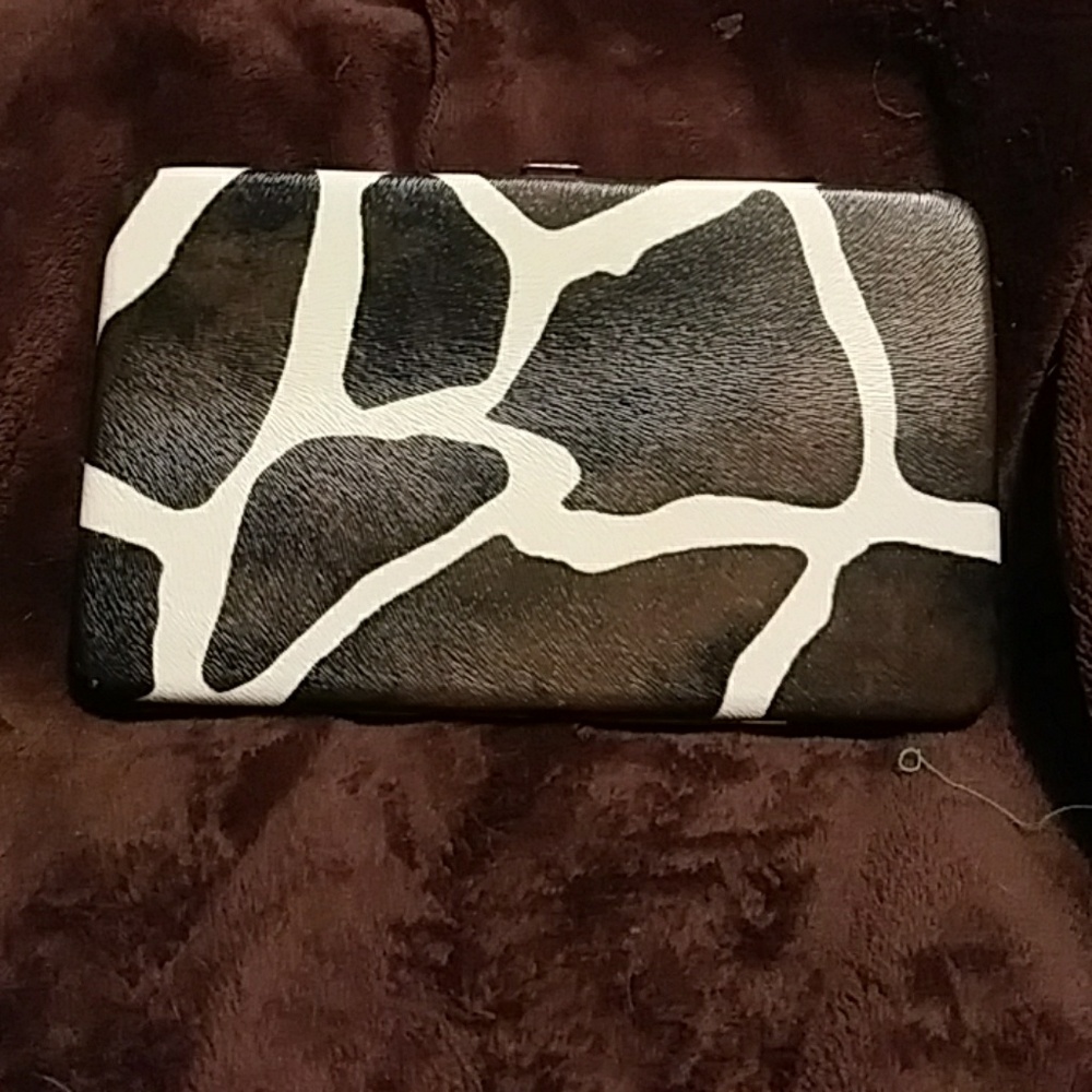 Wallet - Picture 2 of 3
